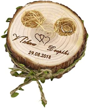 Porta anelli personalizzato fatto di tronchi di legno tagliati 19