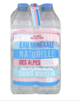 Acqua minerale in bottiglia delle Alpi 2